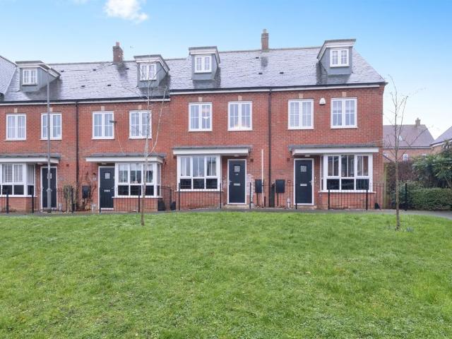 House for sale in Buckingham, Buckinghamshire