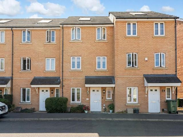 House for sale in West Ewell, Ewell