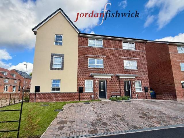 House for sale in South Macclesfield Development Zone, Macclesfield