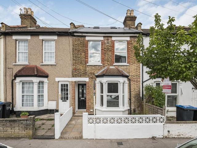 House for sale in London Borough of Croydon, Thornton Heath