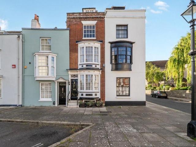 House for sale in Somers Town, City Of Portsmouth