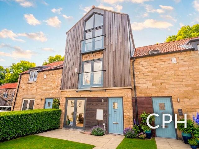 House for sale in Cloughton, North Yorkshire