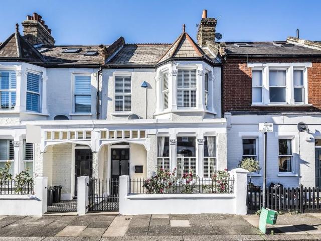 House for sale in Balham, Greater London