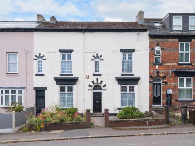 House for sale in Saint George's, South Yorkshire