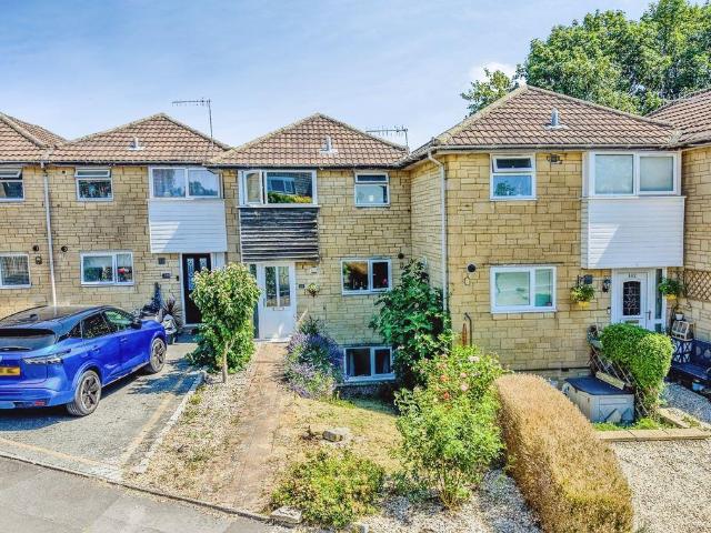 House for sale in Fossebridge, Gloucestershire