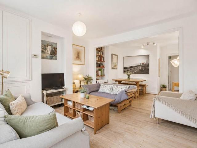 House for sale in St Thomas', The Slade