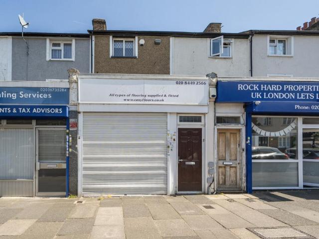 House for sale in New Barnet, Isle Of Man