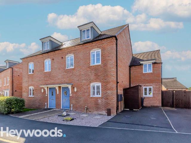 House for sale in Stoke-on-Trent