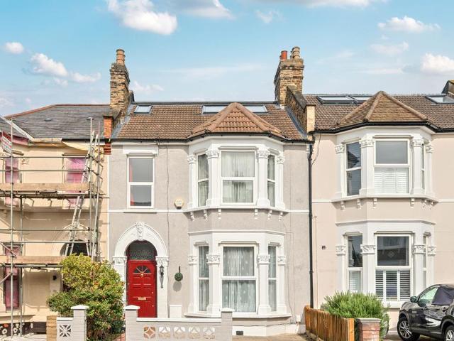 House for sale in London Borough of Lewisham, Greater London