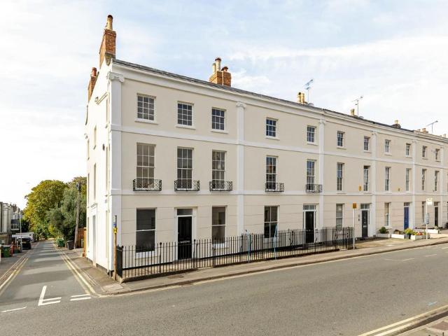 House for sale in Montpellier, Cheltenham