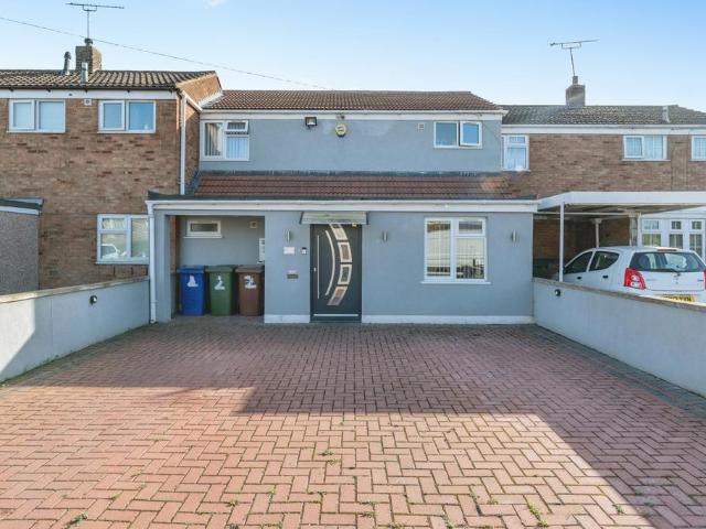 House for sale in Tilbury, Essex