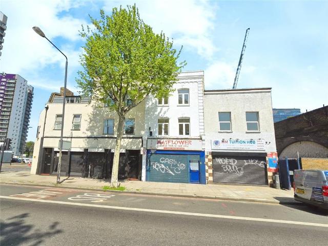 House for sale in Peckham, Greater London