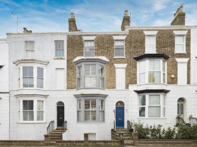 House for sale in West Cliff, Acol