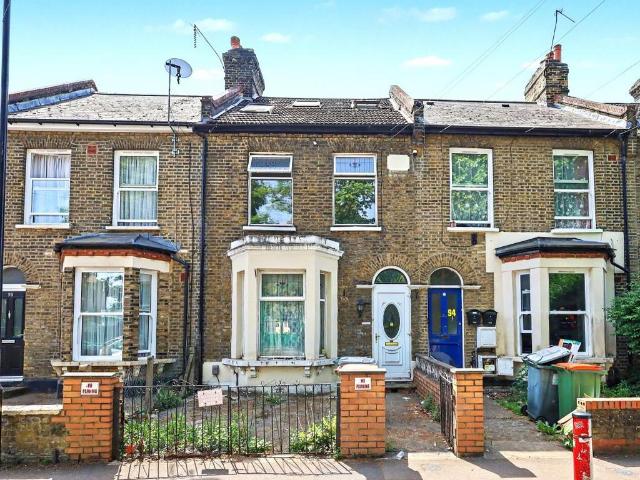 House for sale in Forest Gate, Greater London