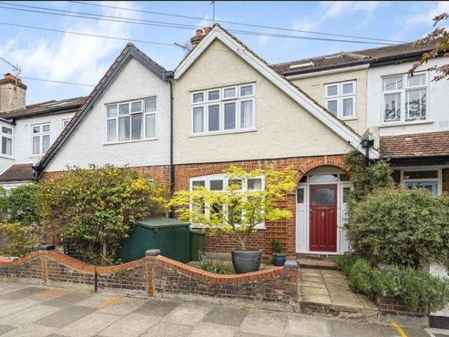 House for sale in London Borough of Richmond upon Thames, Greater London