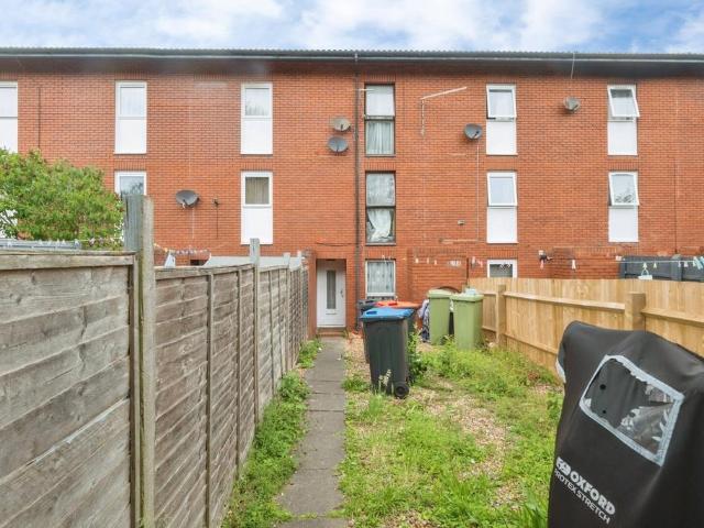 House for sale in Old Wolverton, Milton Keynes