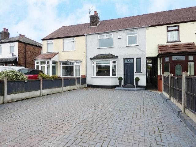 House for sale in Holt, St Helens