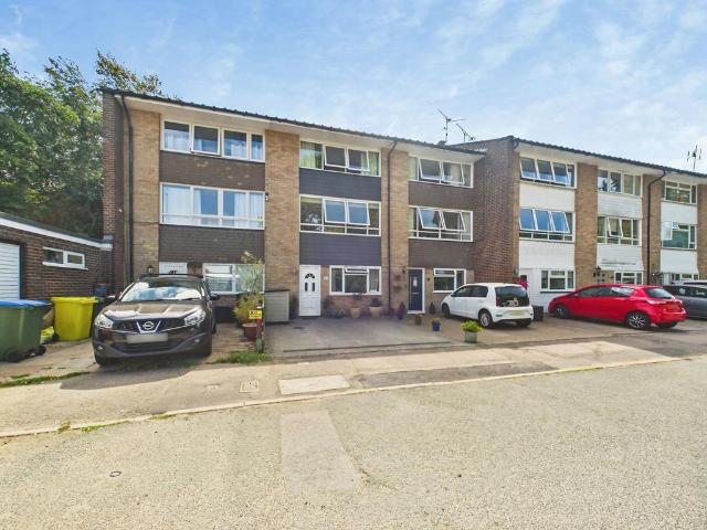 House for sale in North Horsham, Horsham