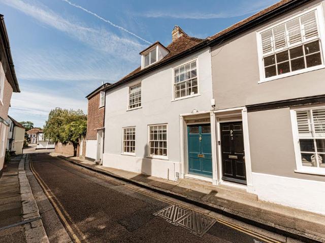 House for sale in Sandwich, Ash