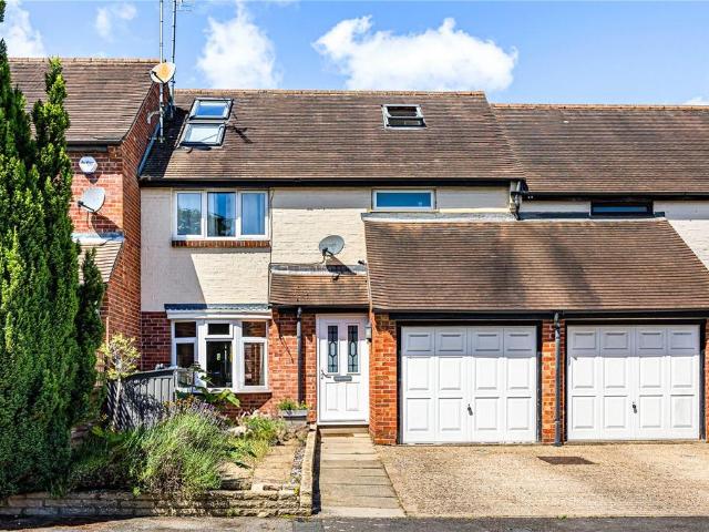 House for sale in Henley-on-Thames, Berrick Salome