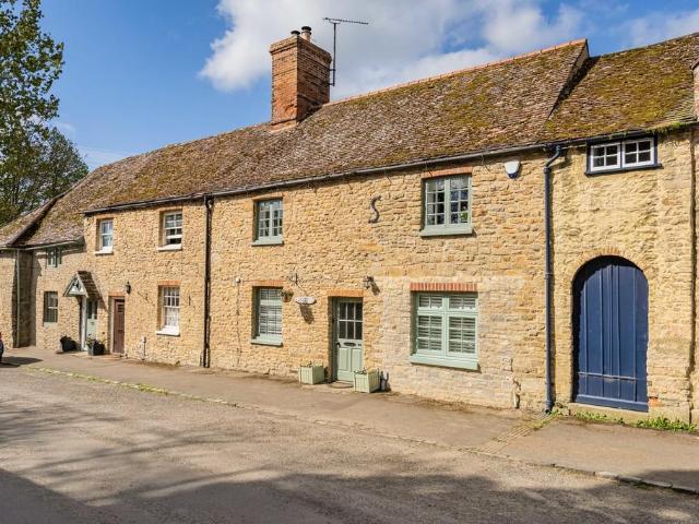 House for sale in Berrick Salome, Oxfordshire