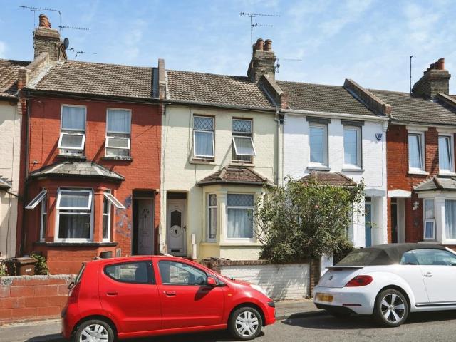 House for sale in Snodhurst, Chatham