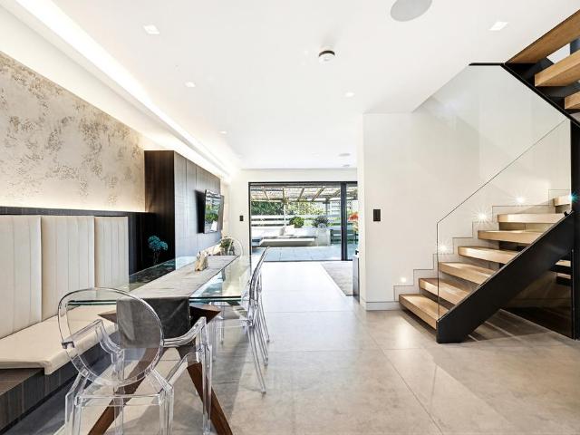House for sale in London Borough of Ealing, Perivale