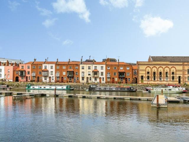 House for sale in Wapping Wharf, Feckenham