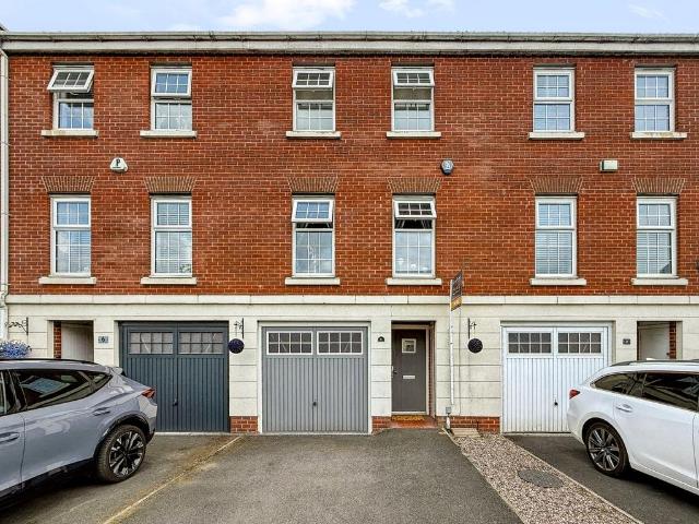House for sale in Blackrod, Bolton