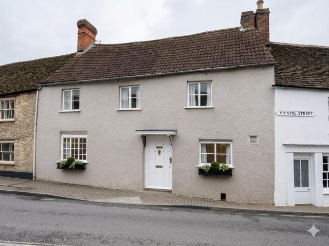 House for sale in Malmesbury, Wiltshire
