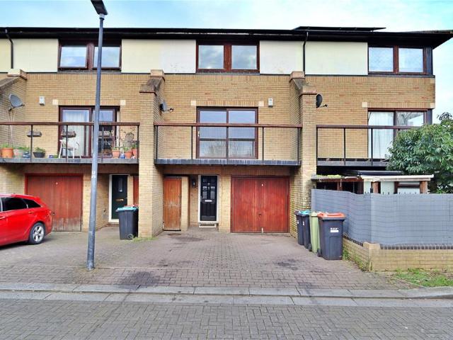 House for sale in Milton Keynes