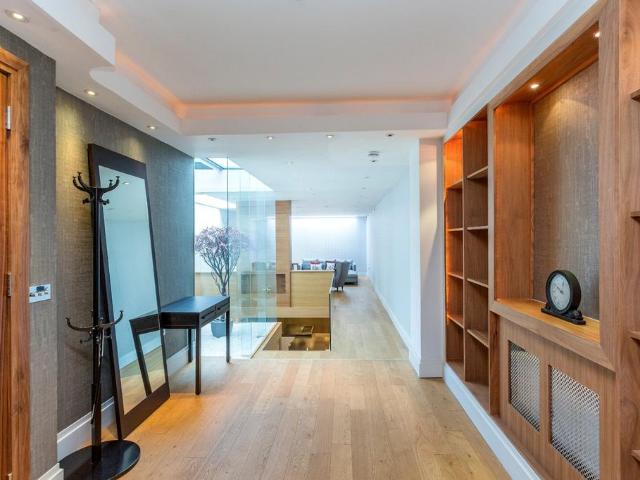 House for sale in Westminster, Greater London