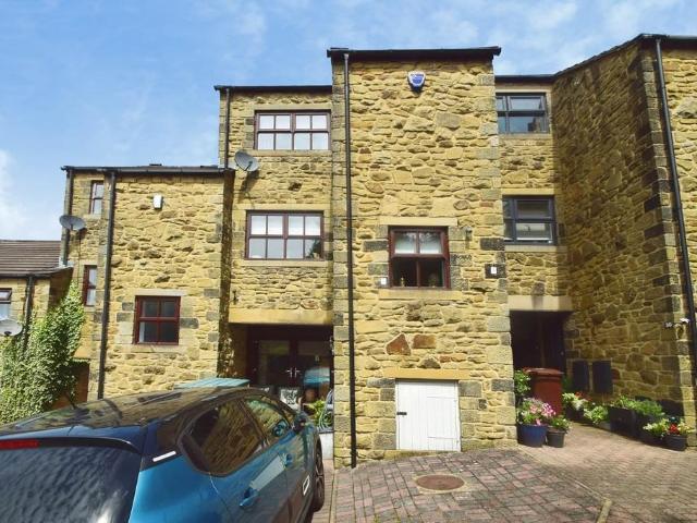 House for sale in Haworth and Stanbury, Haworth