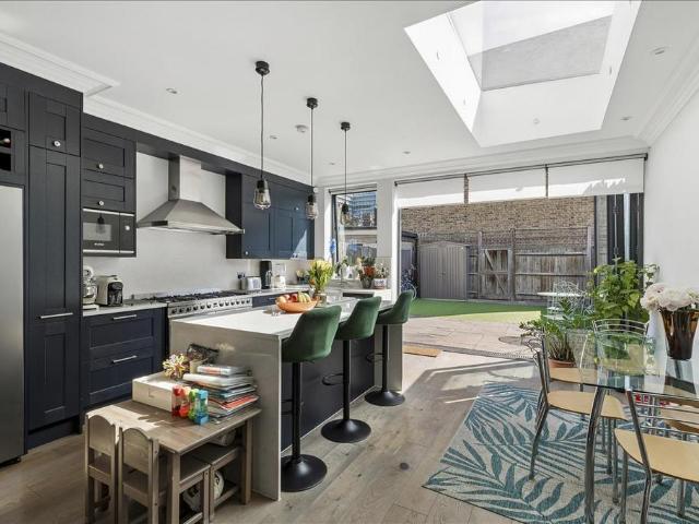 House for sale in Hammersmith, Greater London