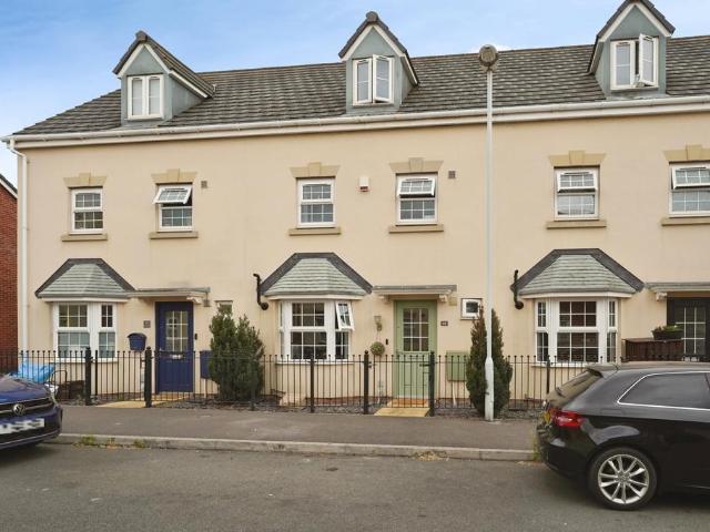 House for sale in Gloucester, Gloucestershire