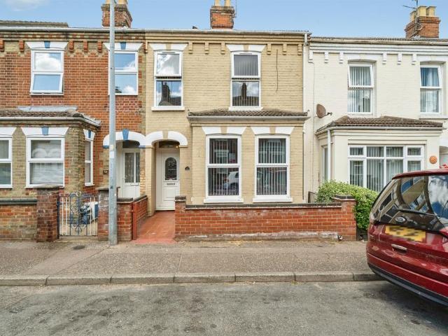 House for sale in Stokesby, Norfolk