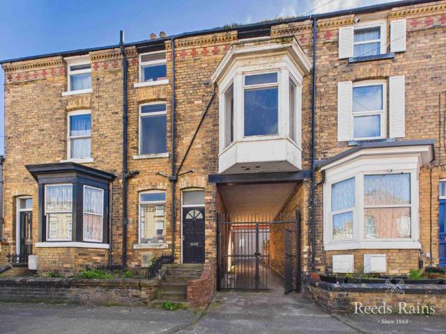 House for sale in South Cliff, Kepwick