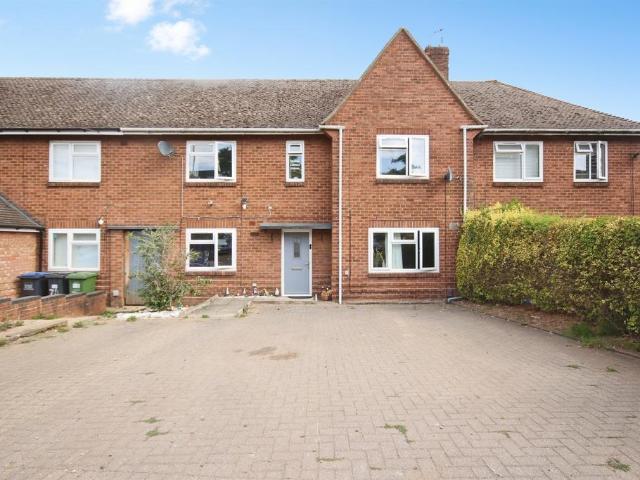 House for sale in Green Close, Warwickshire