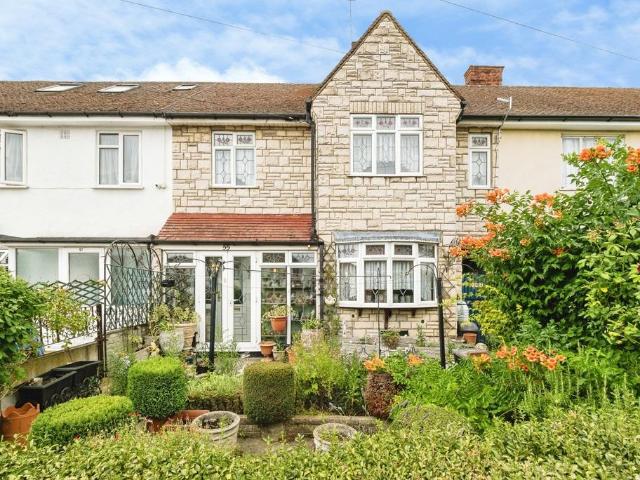 House for sale in Woodford, Greater London