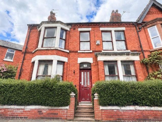 House for sale in Calderstones