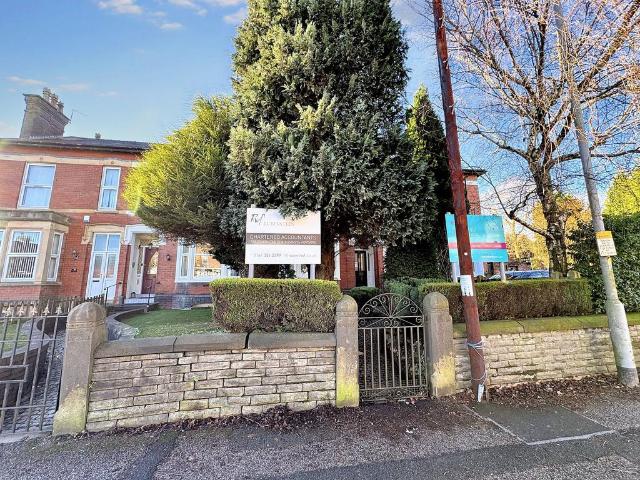 House for sale in Besses o' th' Barn, Bury