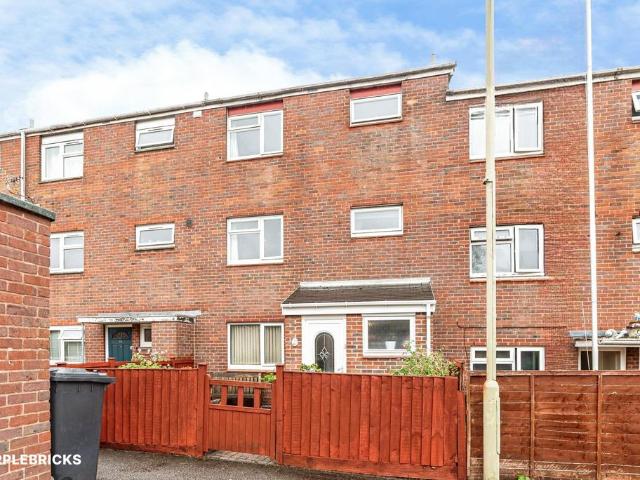 House for sale in Basingstoke, Basingstoke and Deane