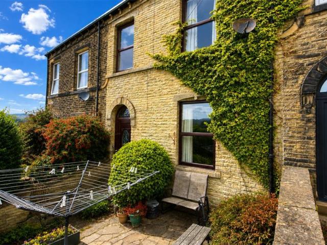 House for sale in Friendly, Sowerby Bridge