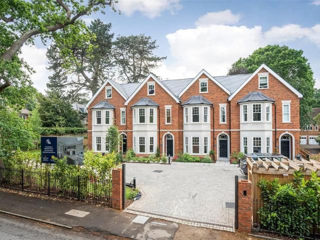 House for sale in Whiteley Village, Blackhills