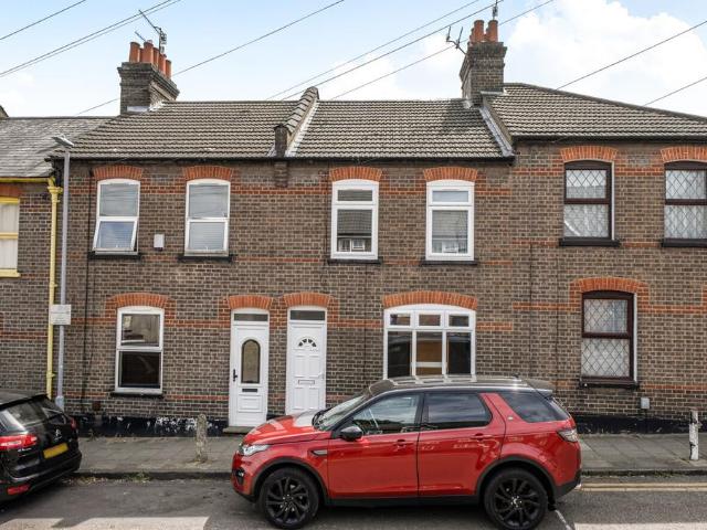 House for sale in Spring Park, Luton