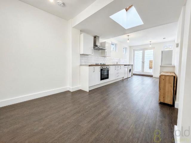 House for sale in Hollingdean, Brighton & Hove