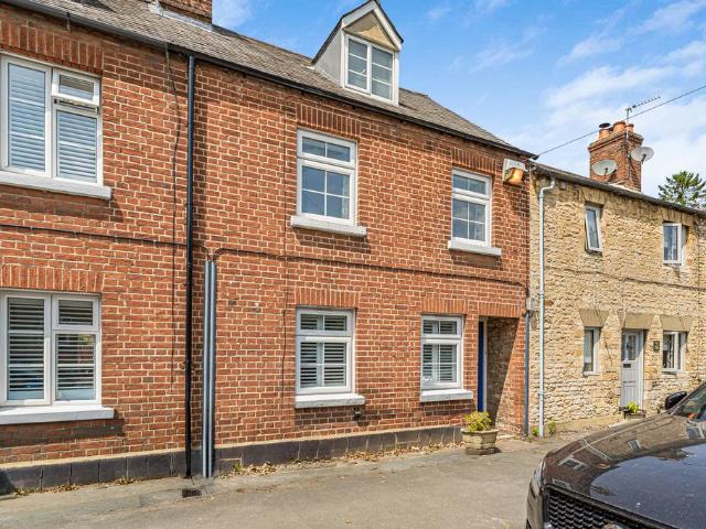 House for sale in Black Bourton, Oxfordshire