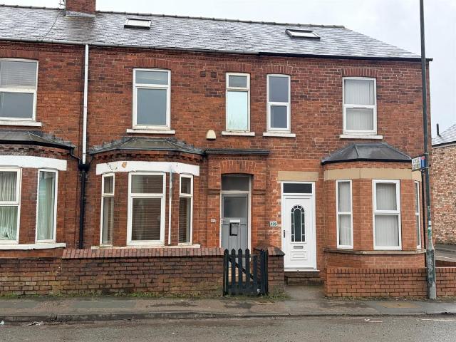 House for sale in High Field, York