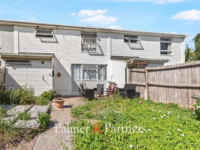House for sale in Fordham Heath, Essex