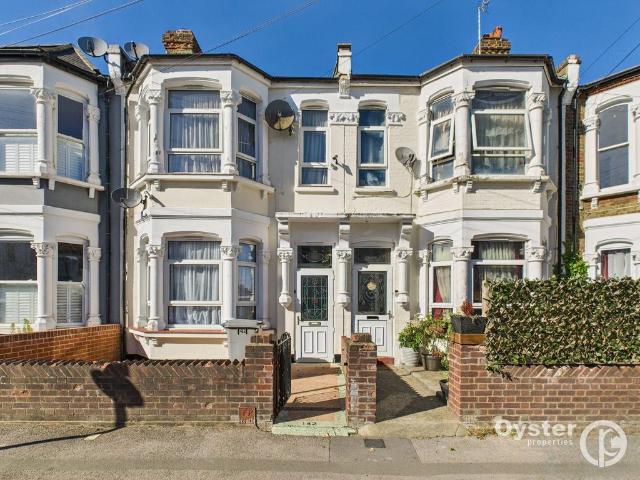 House for sale in Brondesbury, Greater London